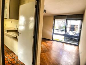Image 3 - 930354