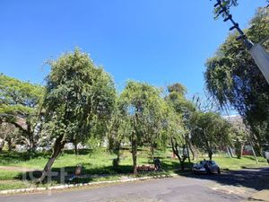 Image 17 - 930380