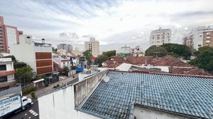 Image 24 - 930450