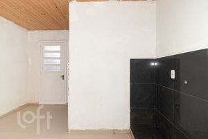 Image 3 - 930454