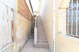 Image 21 - 930454
