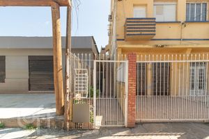 Image 10 - 930454