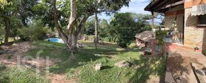 Image 0 - 930456