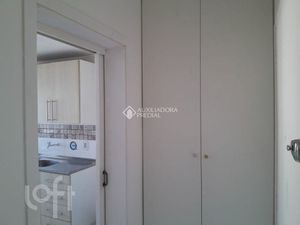 Image 9 - 930459