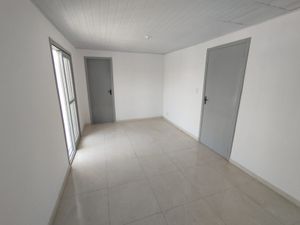 Image 7 - 930463