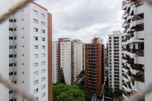 Image 5 - 930474
