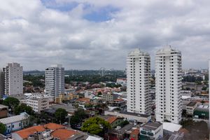 Image 29 - 930474