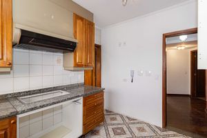 Image 33 - 930474