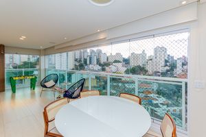 Image 6 - 930476
