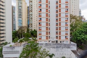 Image 24 - 930476