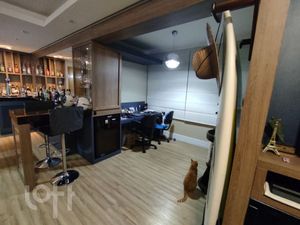 Image 3 - 930480