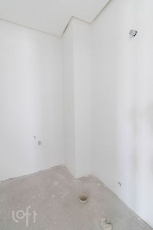 Image 19 - 930481