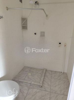 Image 7 - 930501
