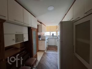 Image 2 - 930514