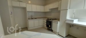 Image 3 - 930535