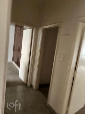 Image 11 - 930546