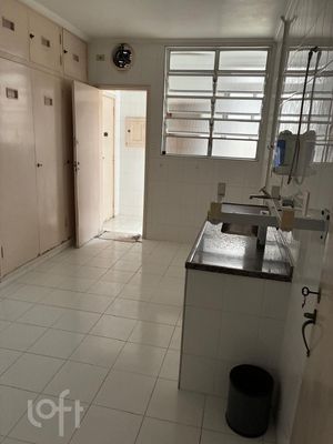 Image 3 - 930546