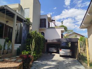 Image 4 - 930552