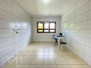 Image 9 - 930564