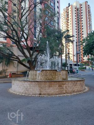 Image 5 - 930579