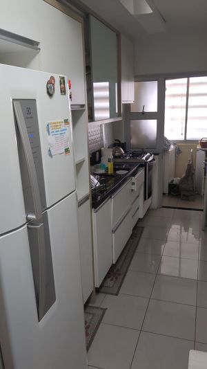 Image 3 - 930584