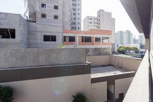 Image 10 - 930608