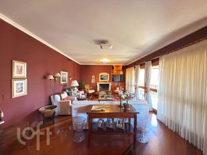 Image 8 - 930657