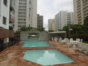 Image 2 - 930659