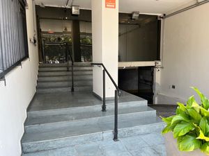 Image 26 - 930675