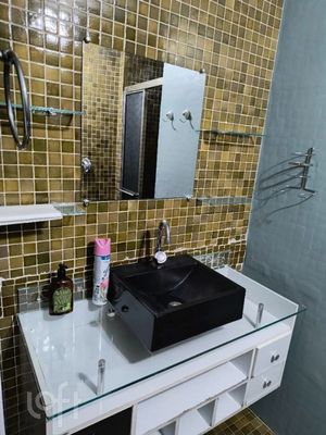 Image 3 - 930676