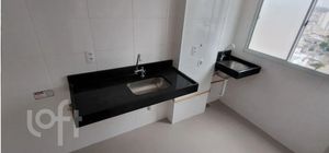 Image 4 - 930677