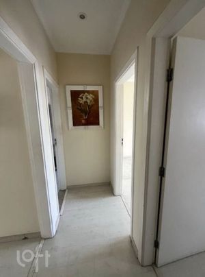 Image 7 - 930682