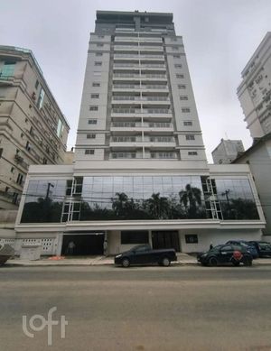 Image 12 - 930683