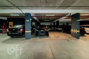 Image 92 - 930685