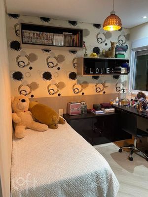 Image 14 - 930700
