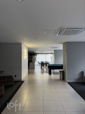 Image 31 - 930703
