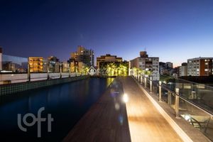 Image 3 - 930726