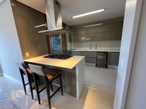 Image 33 - 930733