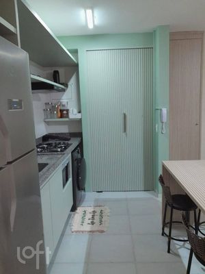 Image 5 - 930740