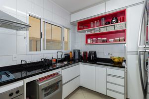 Image 39 - 930755