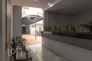 Image 27 - 930766