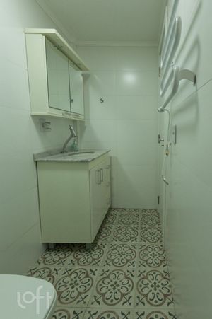 Image 17 - 930766