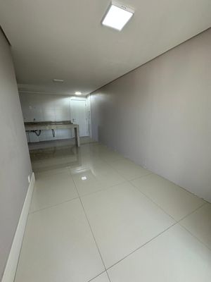 Image 1 - 930775