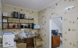 Image 17 - 930779