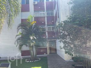Image 15 - 930784