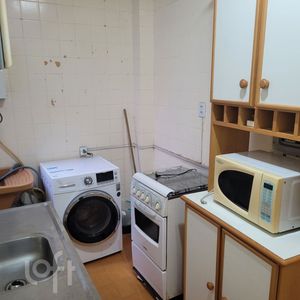 Image 10 - 930812