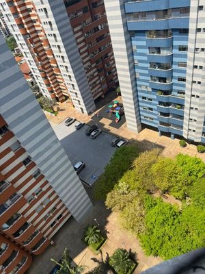 Image 8 - 930819