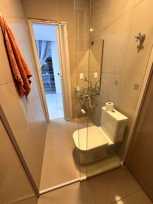Image 19 - 930820