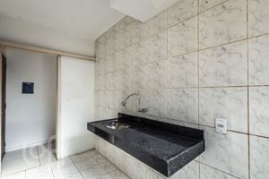 Image 10 - 930899