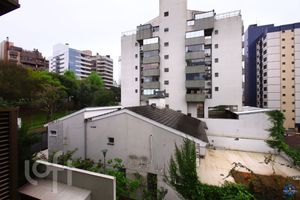 Image 20 - 930903